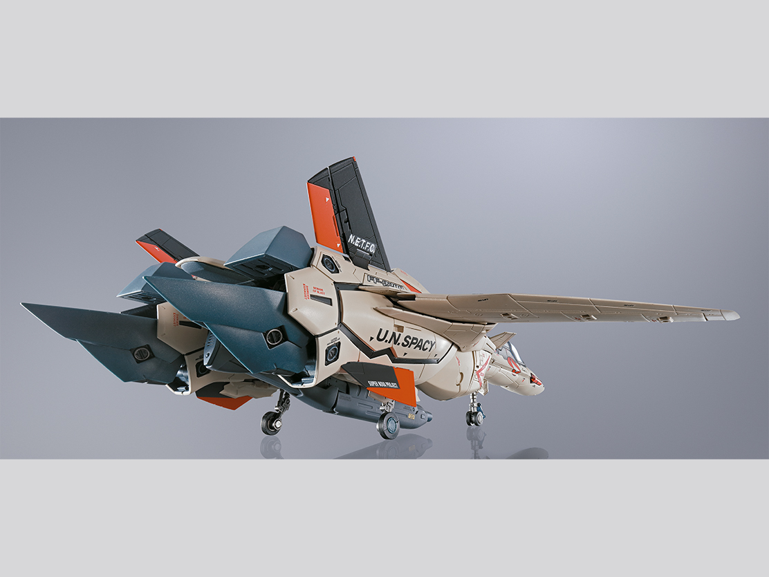 マクロスプラス フィギュア DX超合金 YF-19 エクスカリバー(イサム・ダイソン機)
