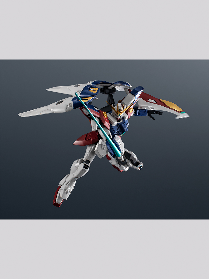 新機動戦記ガンダムW フィギュア GUNDAM UNIVERSE XXXG-00W0 WING GUNDAM ZERO