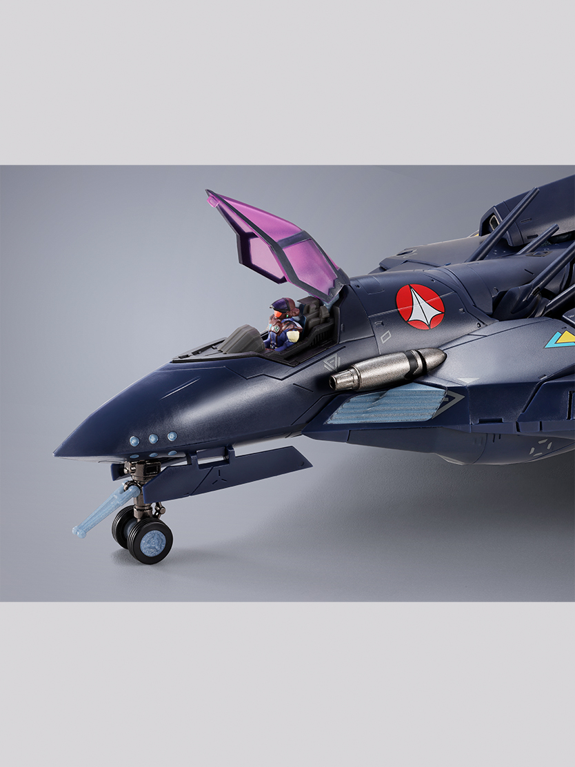 マクロス７ フィギュア DX超合金 VF-17S ナイトメアステルスバルキリー（ガムリン木崎機）